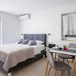 Istra Appartement *