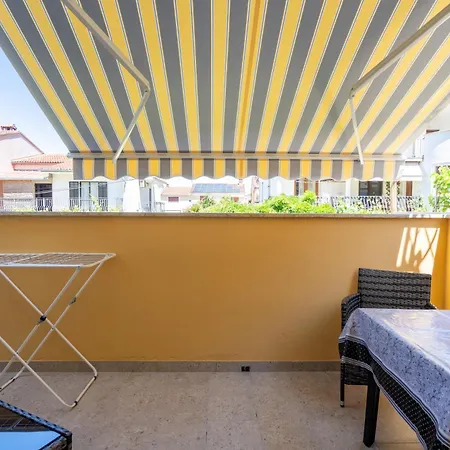 Istra شقة *