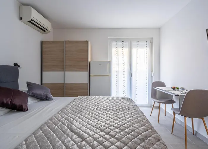 Istra 아파트 로비니